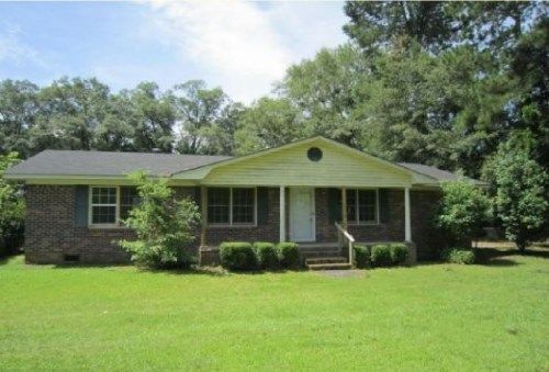 253 Mark Lane, Moultrie, GA 31788