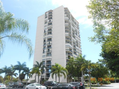 2425 Presidential Way Unit 1105, West Palm Beach, FL 33401