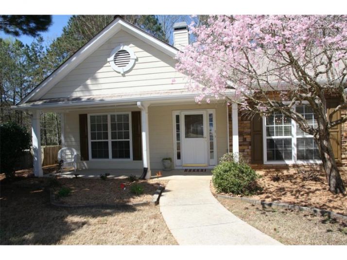 4957 Abbotts Glen Trail, Acworth, GA 30101