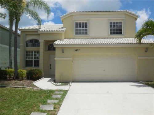 15827 NW 10TH ST, Hollywood, FL 33028