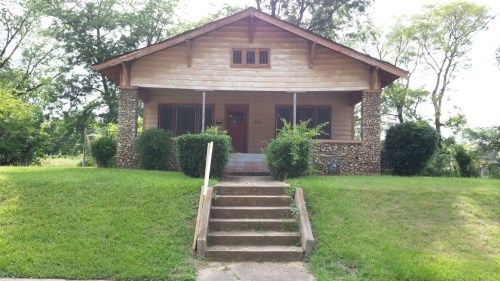 220 52nd Pl N, Birmingham, AL 35212