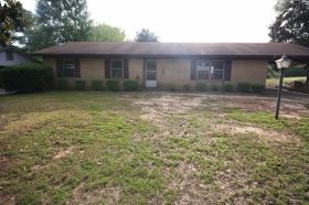 137 Whippoorwill Ln, Columbus, GA 31906