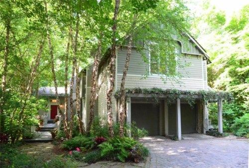 2811 Greenrock Trail, Atlanta, GA 30340