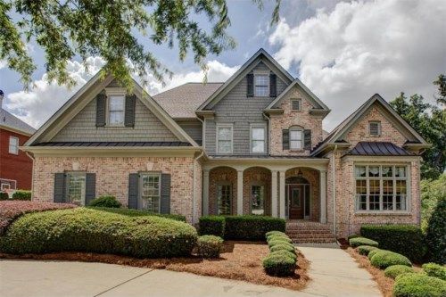 7075 Laurel Oak Drive, Suwanee, GA 30024