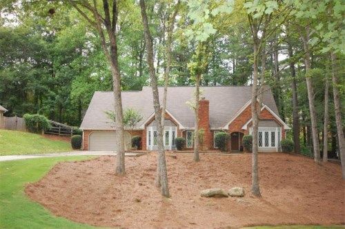 2321 Chimney Springs Drive, Marietta, GA 30062