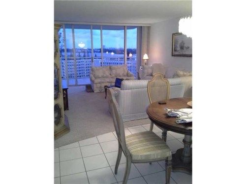 18031 BISCAYNE BL # 1003-3, North Miami Beach, FL 33160