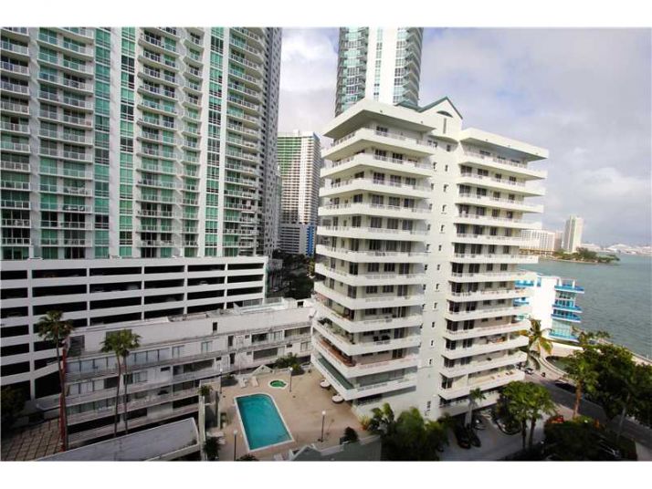 1408 SE BAYSHORE DR # 1114, Miami, FL 33131