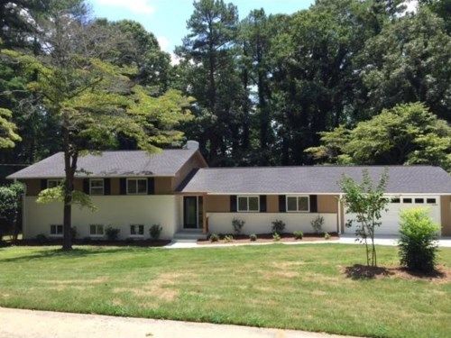 329 Redwood Drive Sw, Marietta, GA 30064