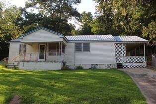 11 Eva Ave, Anniston, AL 36201