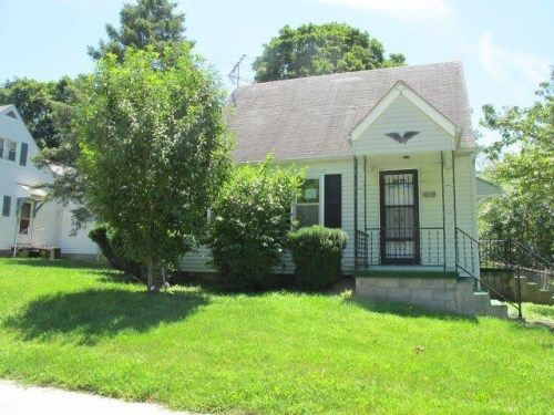 1019 Ohio St, Leavenworth, KS 66048