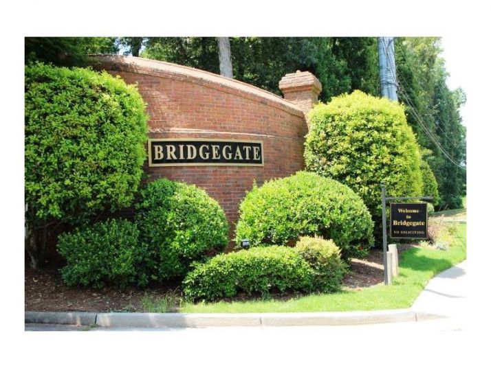 947 Bridgegate Drive, Marietta, GA 30068