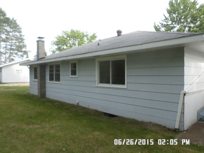 6953 E 34 Rd, Cadillac, MI 49601