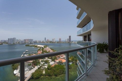 4000 ISLAND BL # 2004, North Miami Beach, FL 33160