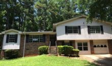 5916 Hallwood Ct Lithonia, GA 30058