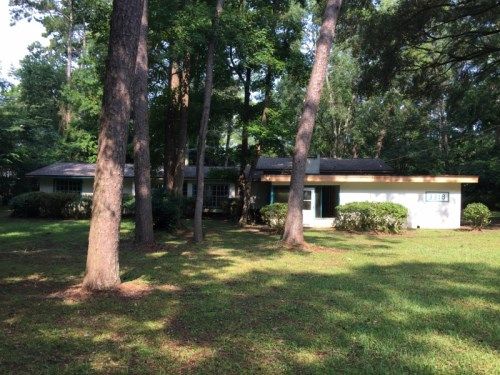 3318 Lakeshore Dr, Tallahassee, FL 32312