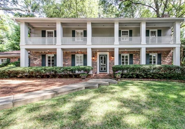 1542 Victoria Falls Drive, Atlanta, GA 30329