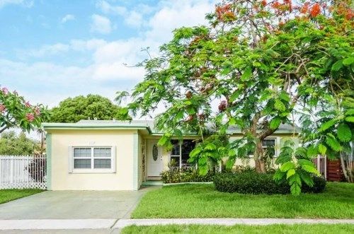 2125 N 14 TE, Hollywood, FL 33020