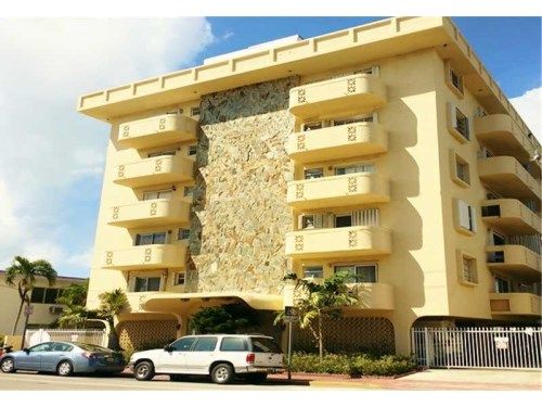 8400 BYRON AV # 5D, Miami Beach, FL 33141