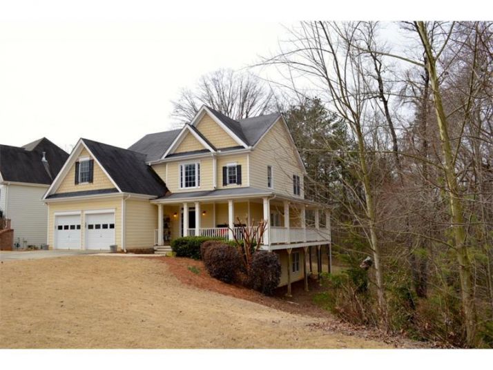 8765 Stone River Drive, Gainesville, GA 30506