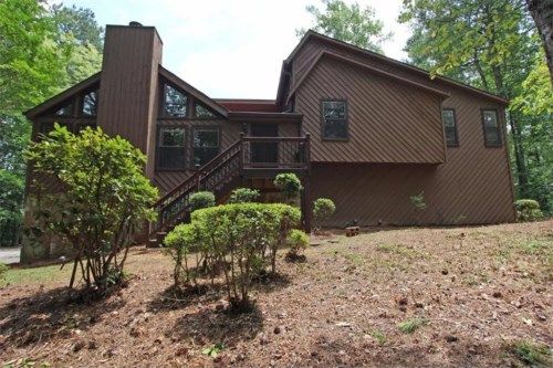 1020 Pine Grove Pointe Drive, Roswell, GA 30075