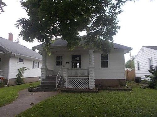 123 Fayette St, Clinton, IA 52732