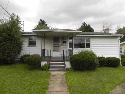 3624 Winfield Ave, Moosic, PA 18507