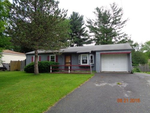 216 Blanchard Blvd, Baldwinsville, NY 13027