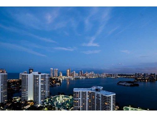 3500 Mystic Pointe Dr # 3406, Miami, FL 33180