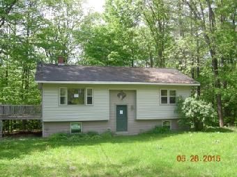 150 Cushman Dr, Farmington, ME 04938