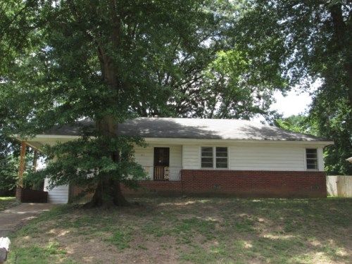 4015 Charles Dr, Memphis, TN 38116