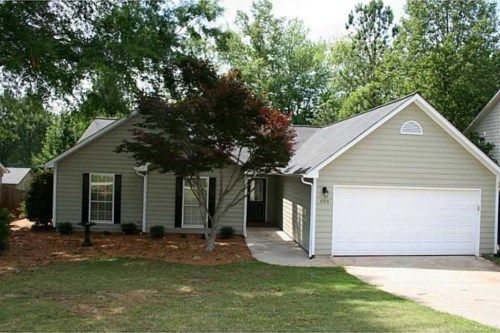 690 Paris Drive, Lawrenceville, GA 30043