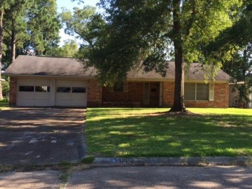 4690 Fieldwood Lane, Beaumont, TX 77706