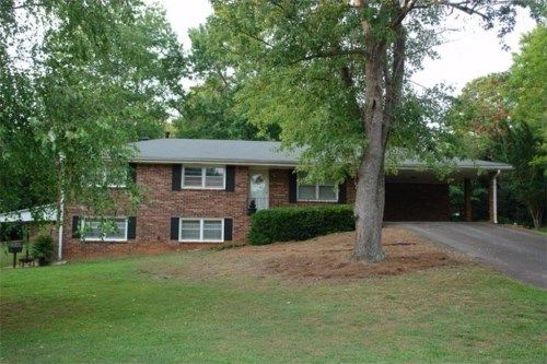 2423 Sandy Plains Court, Marietta, GA 30062