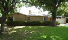 706 Skylane Drive North Uvalde, TX 78801