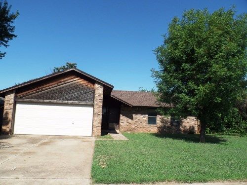 2812 Rampart Rd, Norman, OK 73071