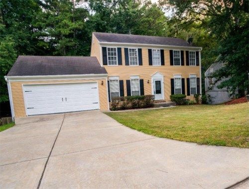 310 Barrington Drive E, Roswell, GA 30076