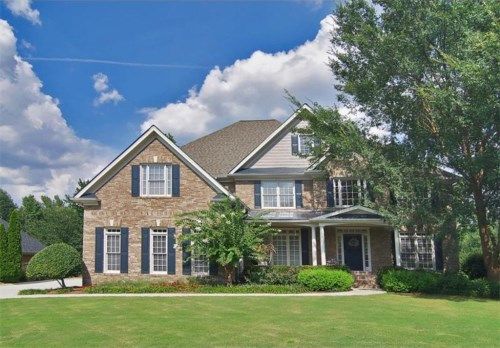 878 Blue Heather Court, Lawrenceville, GA 30045