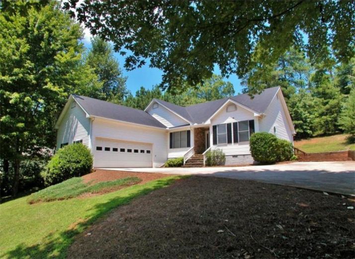 3318 Banks Mountain Drive, Gainesville, GA 30506