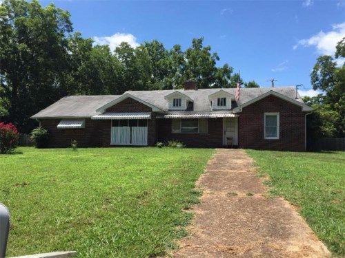 4033 Oakwood Road, Oakwood, GA 30566