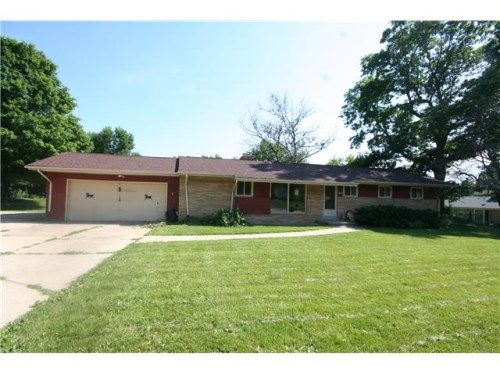 14465 Lindsay Dr, Brookfield, WI 53005