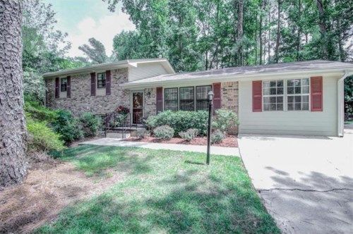 3163 Sprucewood Drive, Decatur, GA 30033