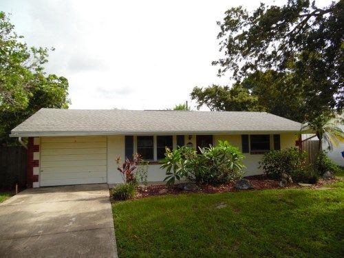 5695 14th Ave N, Saint Petersburg, FL 33710