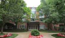 207 Rivershire Ln Apt 205 Lincolnshire, IL 60069