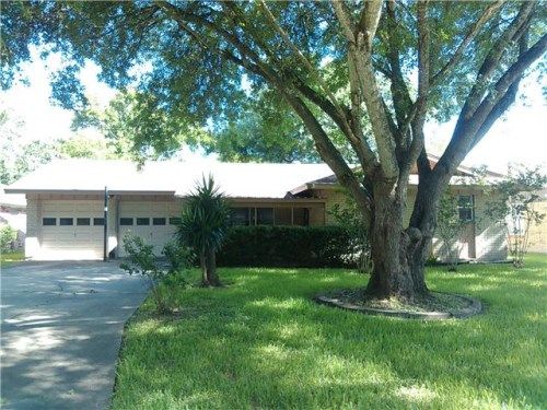 209 Sunnydale Dr, Port Lavaca, TX 77979