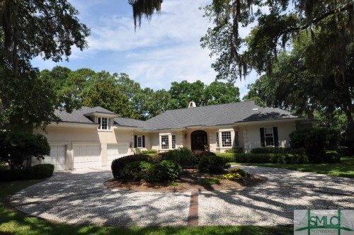 2 Starbridge Court, Savannah, GA 31411