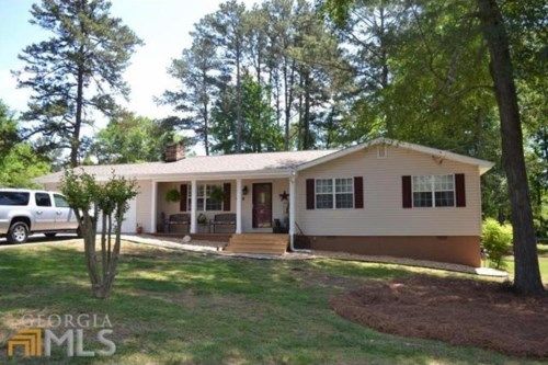 25 Carriage Court, Stockbridge, GA 30281