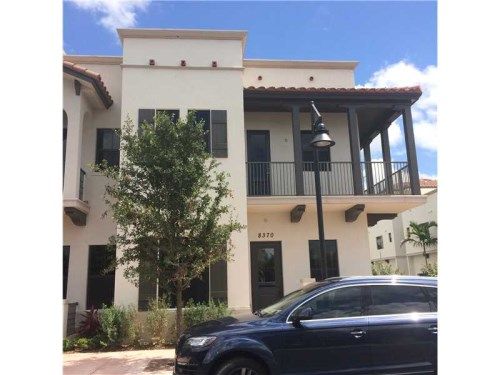 8370 NW 52 TER # 8370, Miami, FL 33166