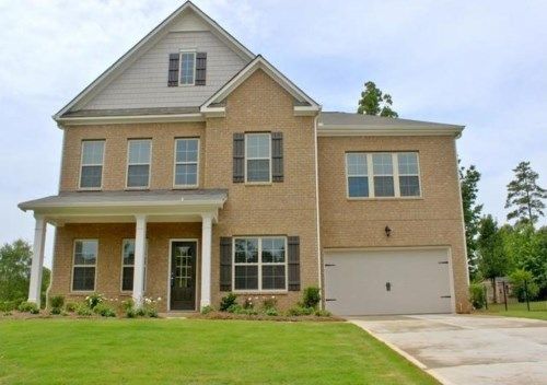 6145 Golf View Xing, Locust Grove, GA 30248