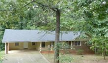 562 Ben Court Sw Lilburn, GA 30047