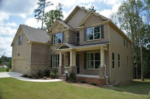 3297 Alhambra Circle, Hampton, GA 30228